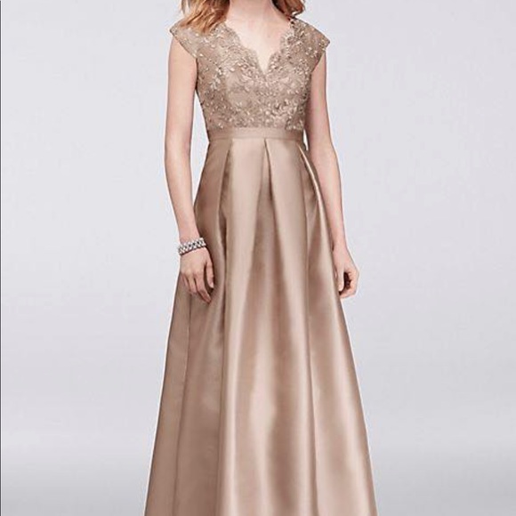 David’s Bridal Formal/Grad Dress - Picture 1 of 4